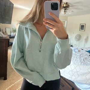 Lululemon scuba half zip in Seafoam